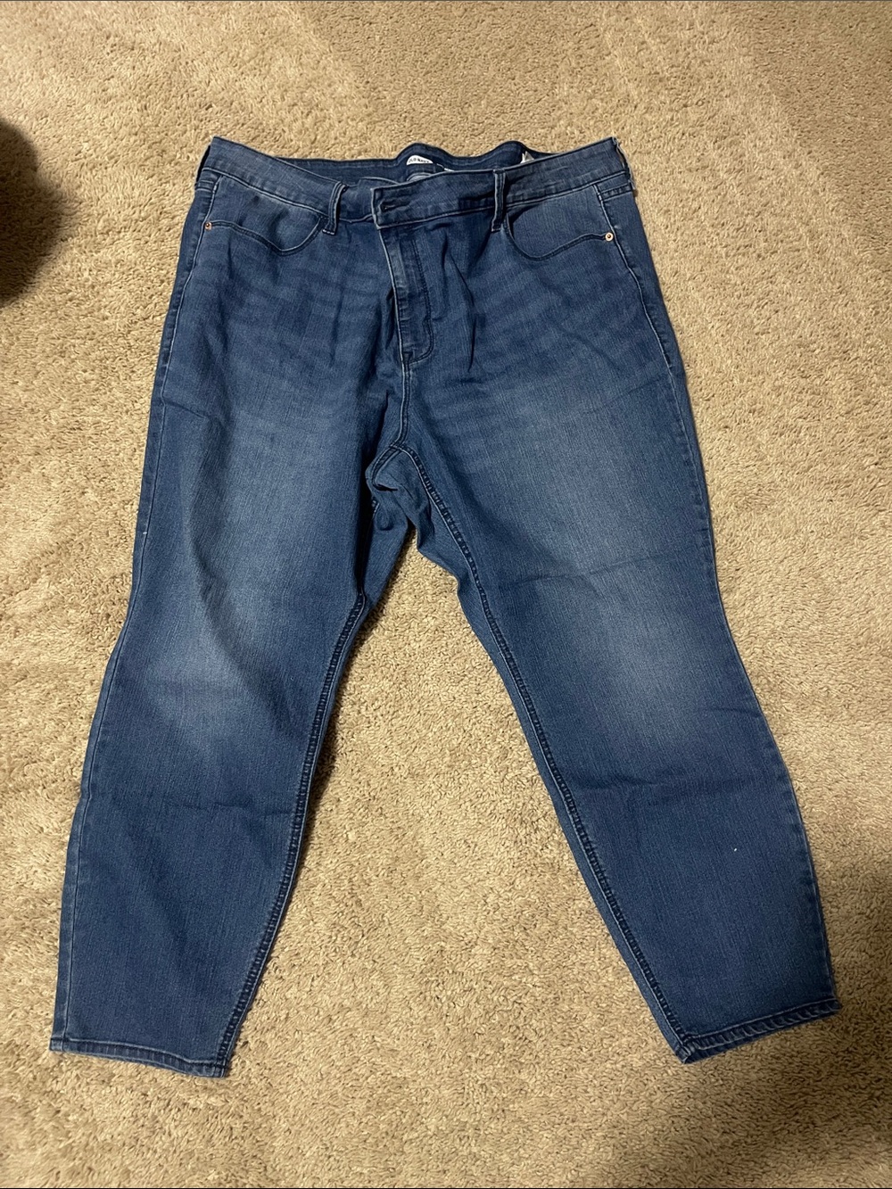 Old Navy Women's Skinny Jeans in Dark Blue